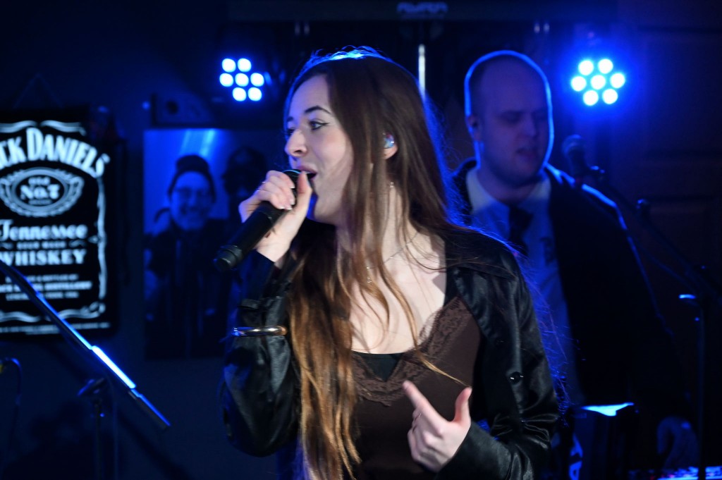 ../Images/10 jaar Ro's Barbershop 012.jpg